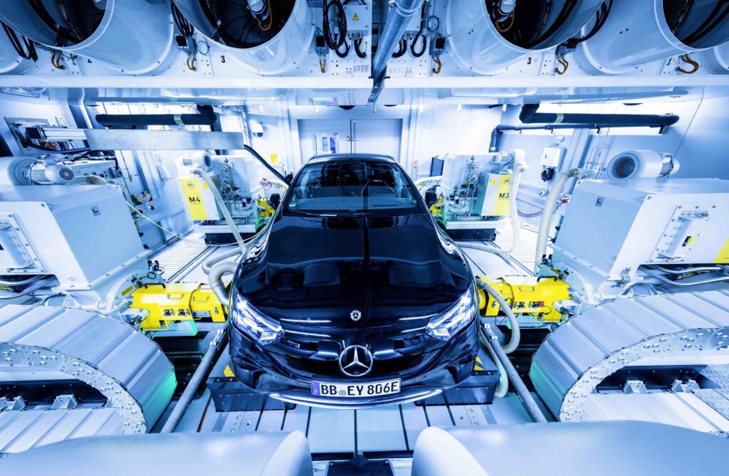 KS Engineers hat sich in der internationalen Automobilindustrie eine führe Rolle im Bereich Prüfstandstechnik erarbeitet (Foto: Mercedes-Benz)