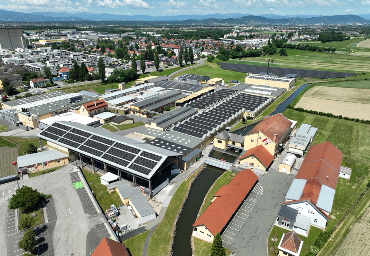 Hochautomatisiertes Werk: Der 370-köpfige Kalsdorfer Roto-Standort erstreckt sich auf über 110.000 Quadratmeter.