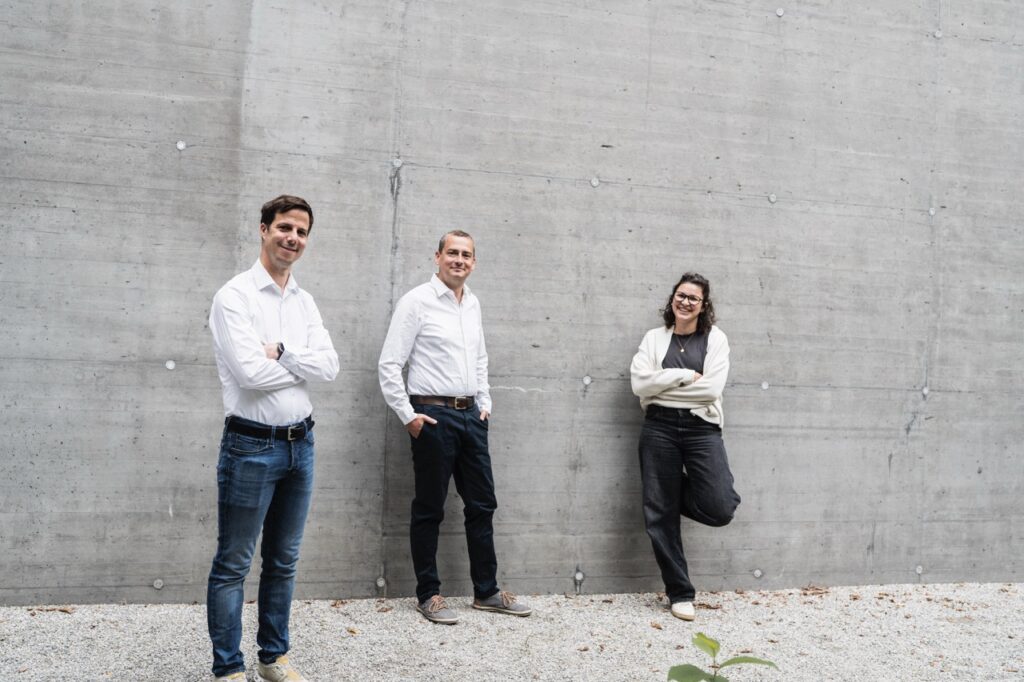 Co-Gründer von openmaind: Michael Reip, Christoph Zehentner und Verena Kriegl (v. l.) (Credit: Verena Kriegl)